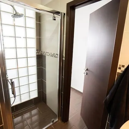 Moderny - Vyhlad Na Martinske Hole Z Najvyssieho Poschodia Budovy * マルティン