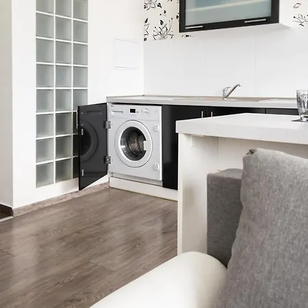 Moderny - Vyhlad Na Martinske Hole Z Najvyssieho Poschodia Budovy Apartament